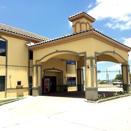 Boca Chica Inn And Suites Brownsville Exterior photo